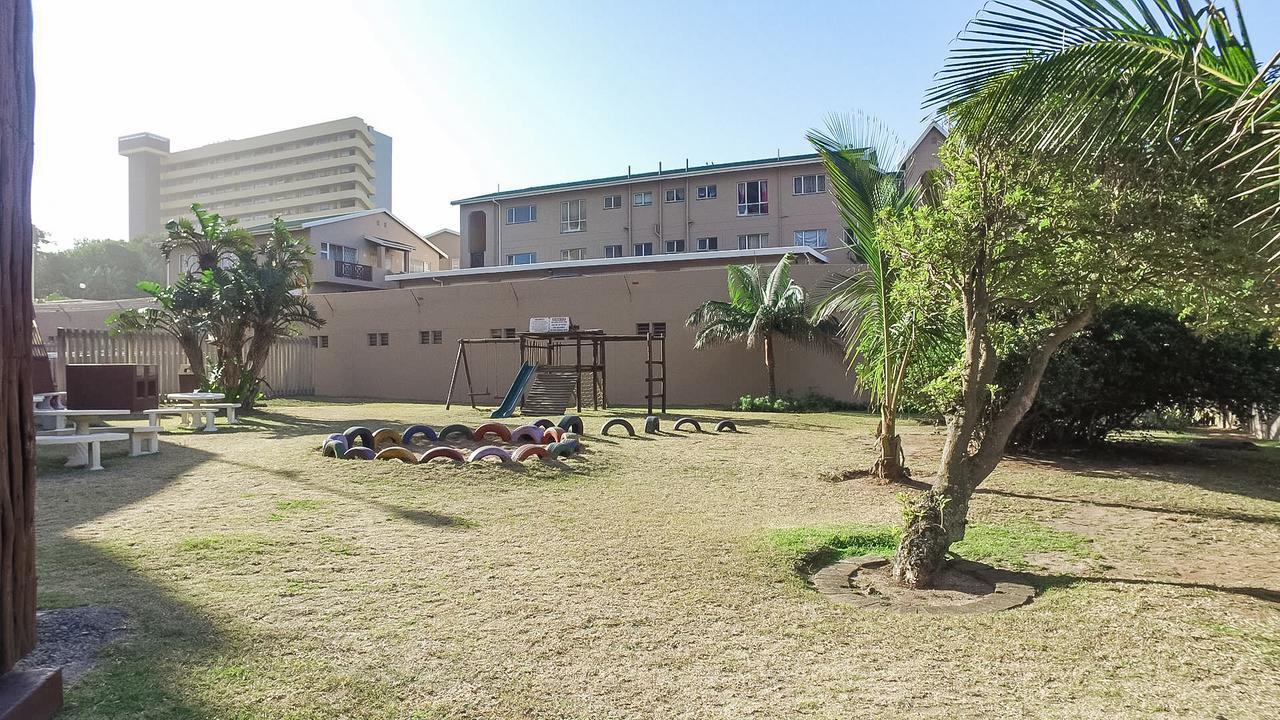 South Coast Beachfront Holiday Apartments Amanzimtoti Exteriér fotografie