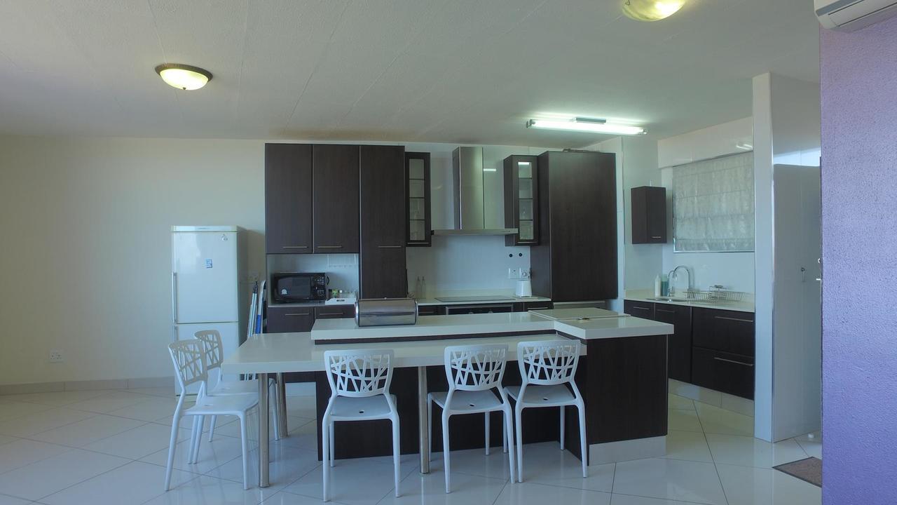 South Coast Beachfront Holiday Apartments Amanzimtoti Exteriér fotografie